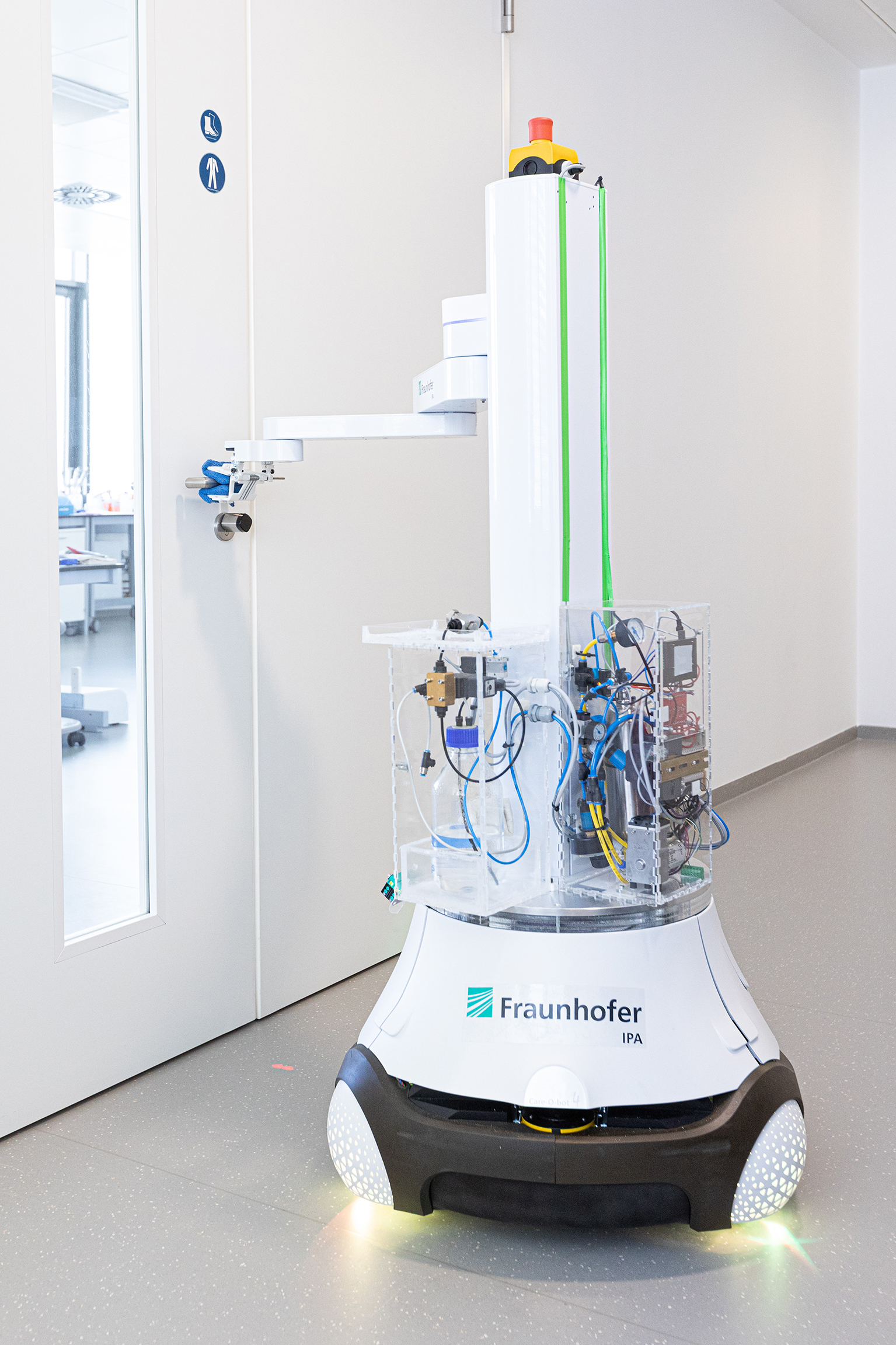 Mobile cleaning and disinfection robot DeKonBot